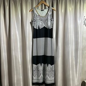 J.B.S. Black and White Scoop Neck Sheath Maxi Dress